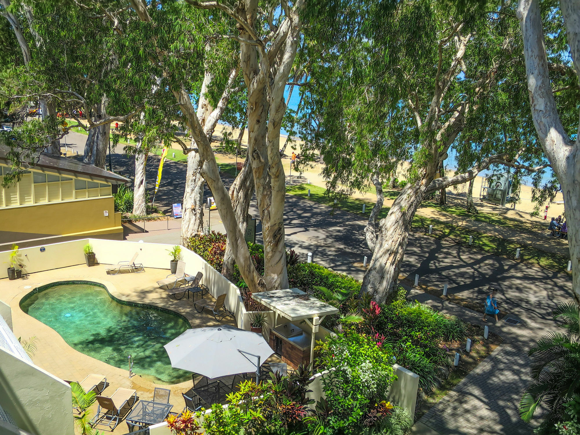 Marlin Waters Beachfront Apartments Palm Cove Esterno foto